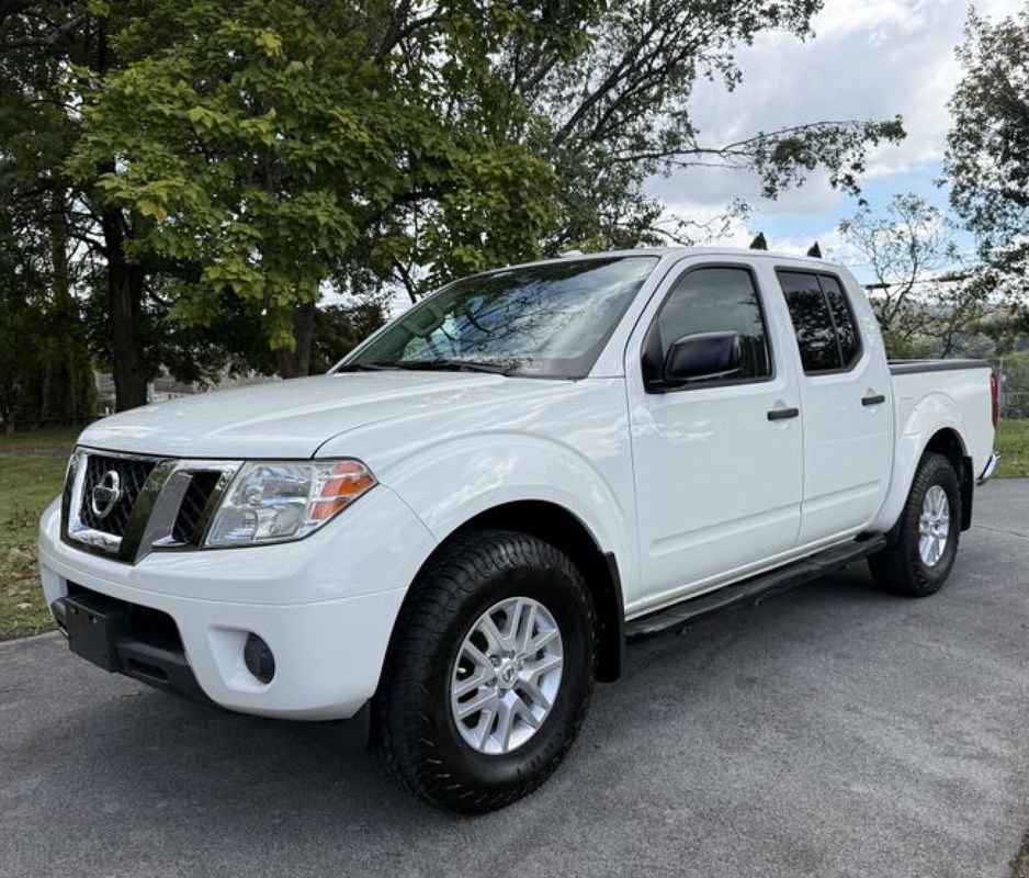 Used 2018 Nissan Frontier SV AWD/4WD image 5