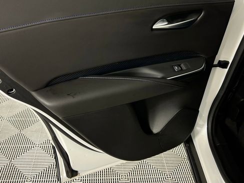 Used 2024 Cadillac XT4 Sport image 27