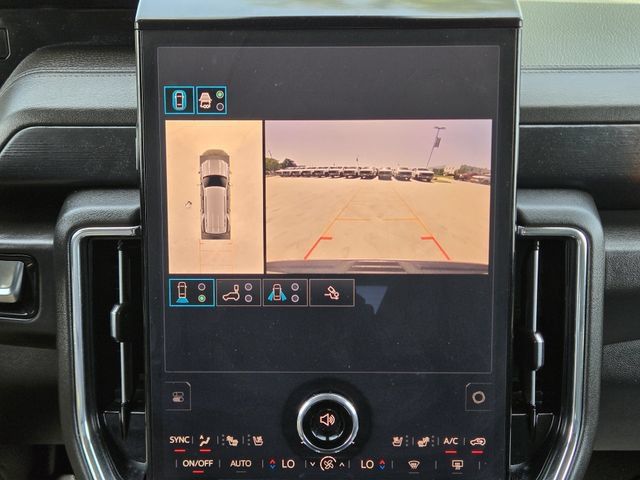 Used 2025 GMC Yukon Denali AWD/4WD image 18