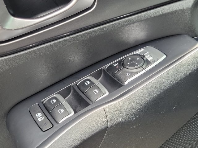 Certified 2024 Kia Sorento LX FWD image 24