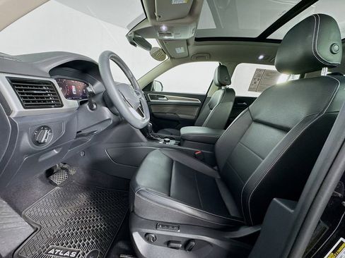 Used 2023 Volkswagen Atlas SEL image 15