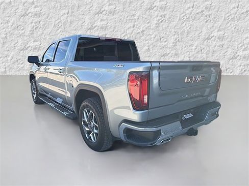 Used 2024 GMC Sierra 1500 SLT image 5