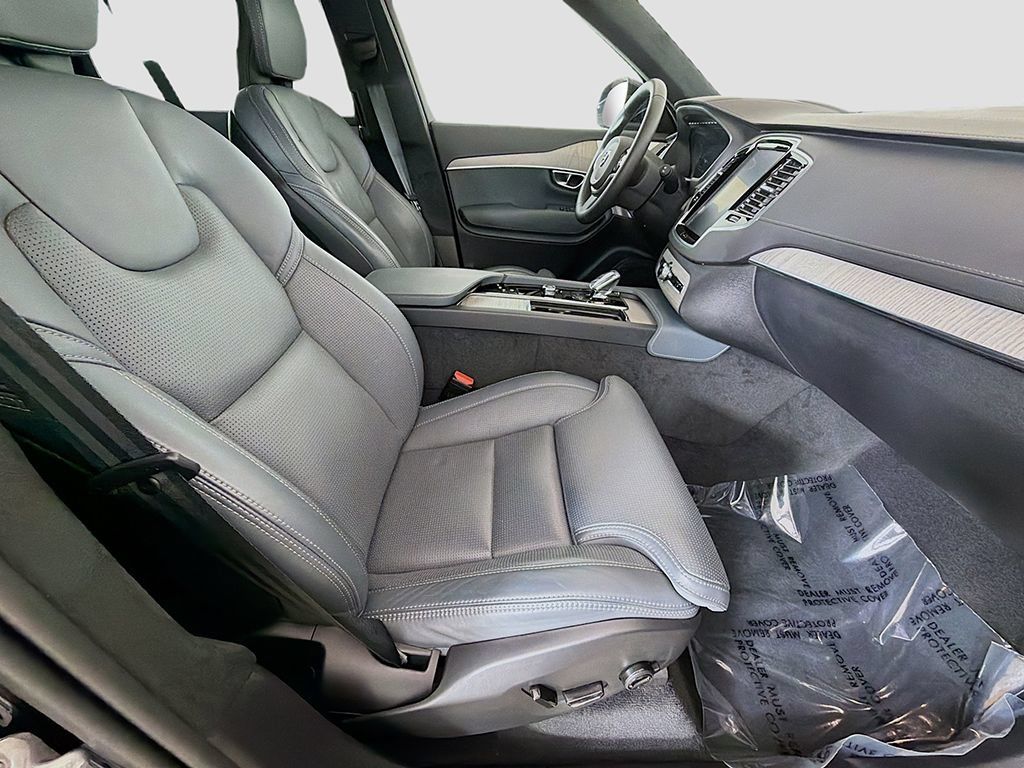 Used 2024 Volvo XC90 T8 Ultimate w/ Lounge Package AWD/4WD image 29