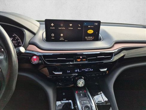 Used 2022 Acura MDX w/ Technology Package FWD image 14