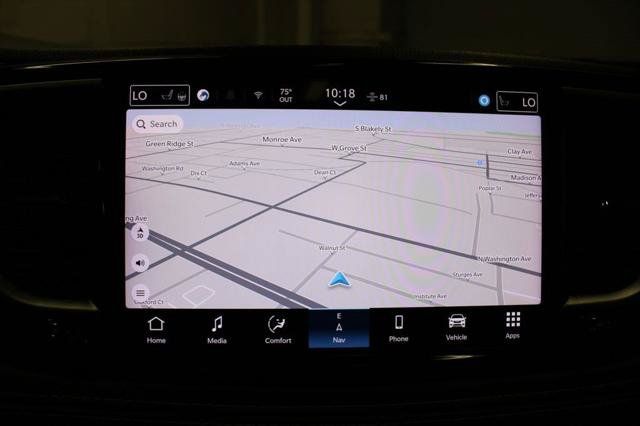 Certified 2025 Chrysler Pacifica Limited FWD image 19