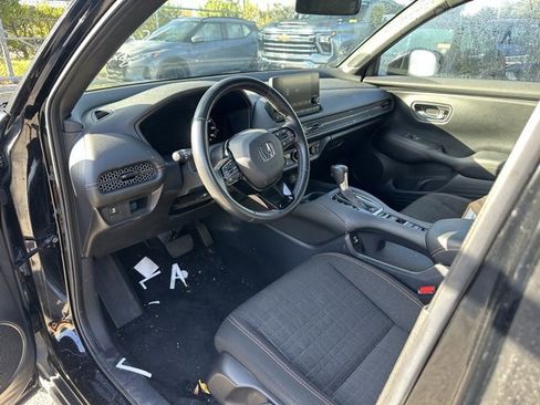 Used 2023 Honda HR-V Sport image 16