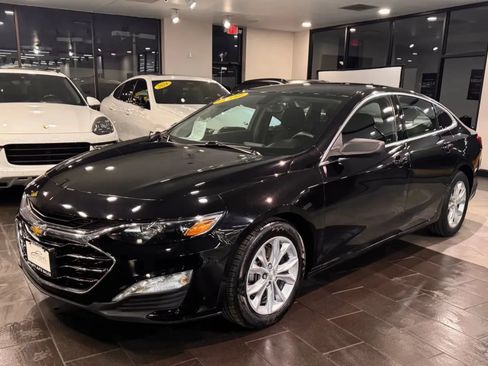 Used 2020 Chevrolet Malibu LT FWD image 1