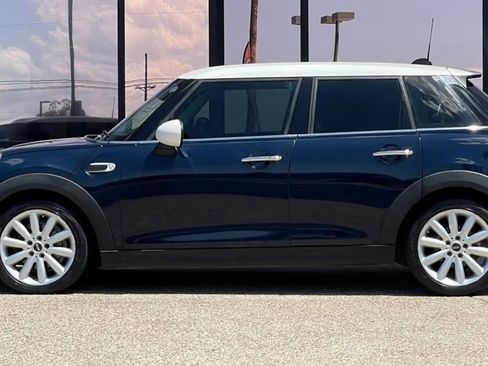 Used 2015 MINI Cooper 4-Door Hardtop image 5