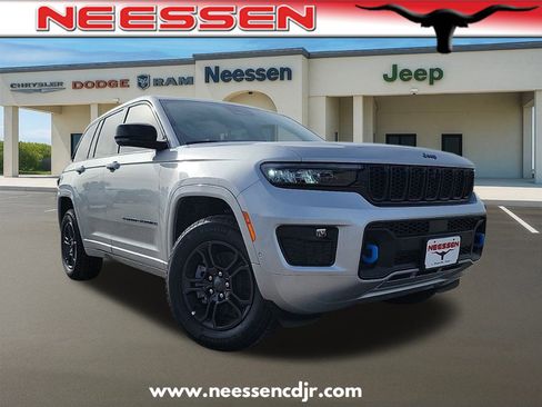 New 2025 Jeep Grand Cherokee Limited 4xe AWD/4WD image 1