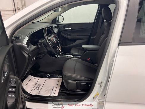 Used 2025 Buick Encore GX Preferred FWD image 29