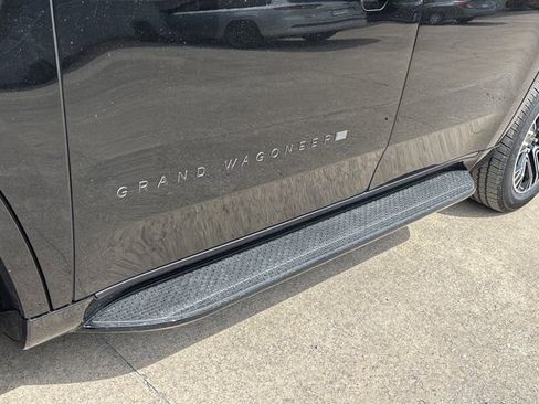 New 2026 Jeep Grand Wagoneer 4WD image 12