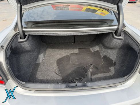 Used 2023 Dodge Charger R/T RWD image 39