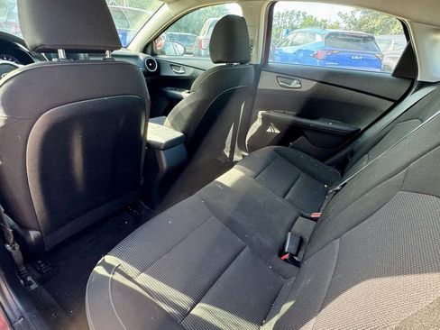 Used 2020 Kia Forte LXS FWD image 11