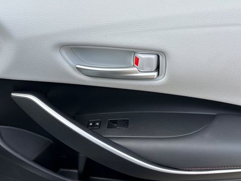 Certified 2024 Toyota Corolla SE image 21