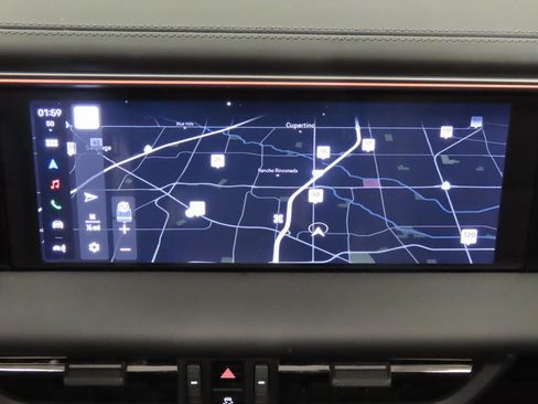 Certified 2025 Porsche Macan Electric RWD image 27