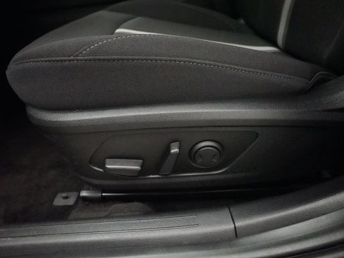 Used 2025 Hyundai Sonata SEL FWD image 28