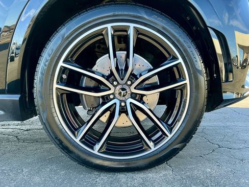 Used 2021 Mercedes-Benz GLS 580 GLS 580 image 18