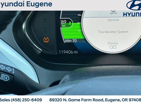 Used 2017 Chevrolet Bolt Premier w/ Driver Confidence II Package image 37