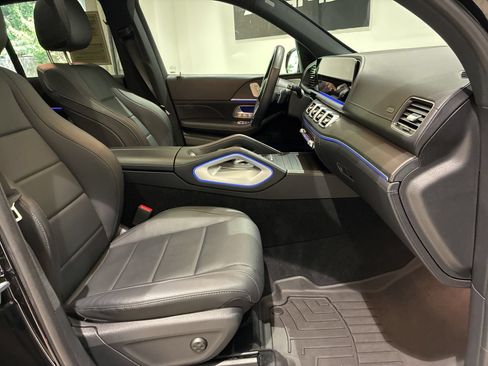 Used 2024 Mercedes-Benz GLE 450 4MATIC image 30