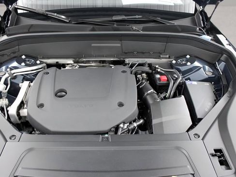 New 2026 Volvo XC90 B6 Plus image 26
