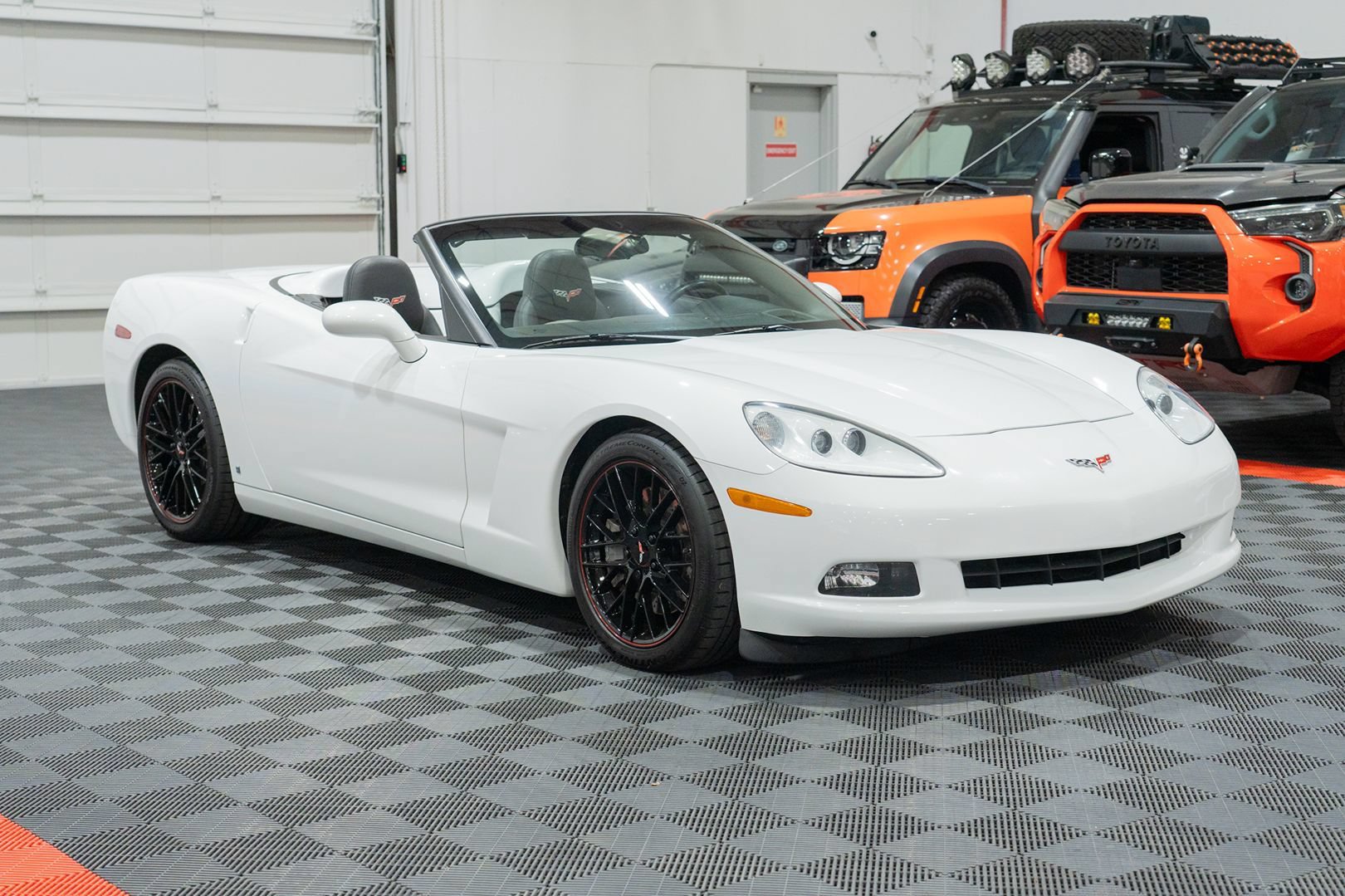 Used 2008 Chevrolet Corvette Convertible w/ Preferred Equipment Group RWD image 10