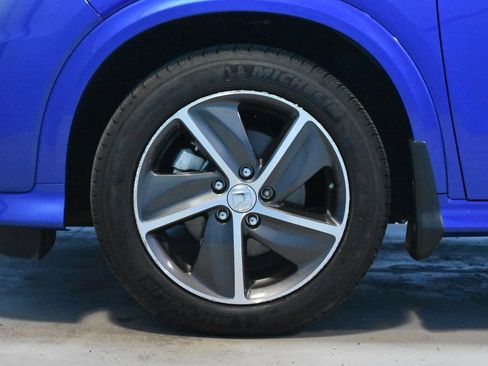 Used 2019 Honda HR-V Touring image 23