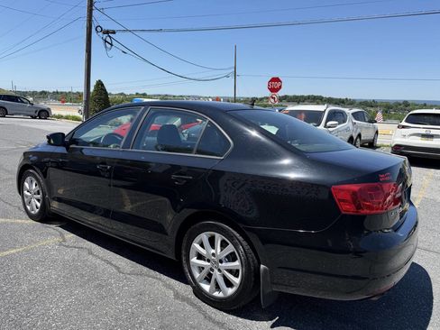 Used 2012 Volkswagen Jetta SE FWD image 7