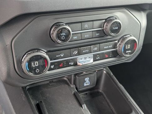 Used 2025 Ford Bronco Outer Banks image 26