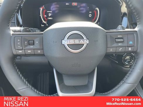 New 2026 Nissan Pathfinder SL w/ SL Premium Package AWD/4WD image 16