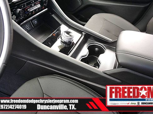 New 2026 Jeep Grand Cherokee Laredo X RWD image 34