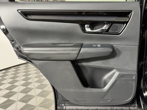 Used 2025 Honda CR-V EX-L image 43
