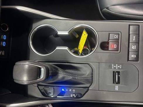 Used 2022 Toyota Highlander XLE image 34