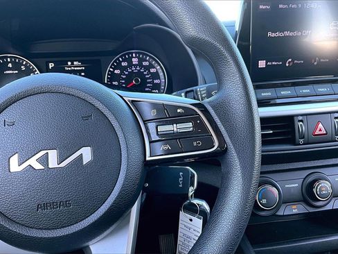 Used 2024 Kia Forte LXS w/ LXS Technology Package image 20