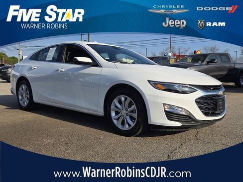 Used 2025 Chevrolet Malibu LT image 1