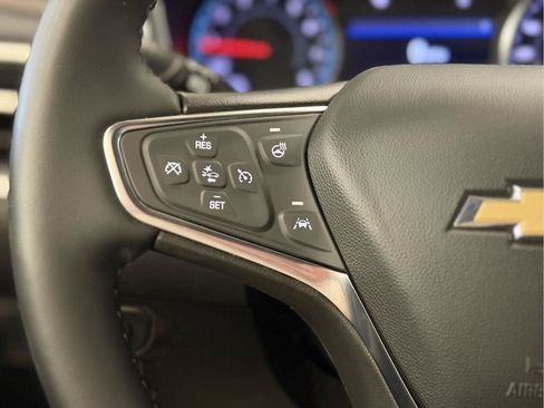Used 2024 Chevrolet Equinox Premier AWD/4WD image 15