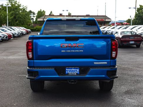 Used 2024 GMC Sierra 1500 Elevation AWD/4WD image 13