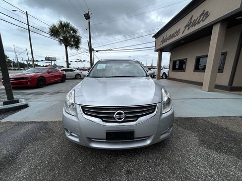 Used 2011 Nissan Altima 2.5 S FWD image 8