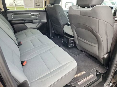 Used 2019 RAM 1500 Big Horn image 28