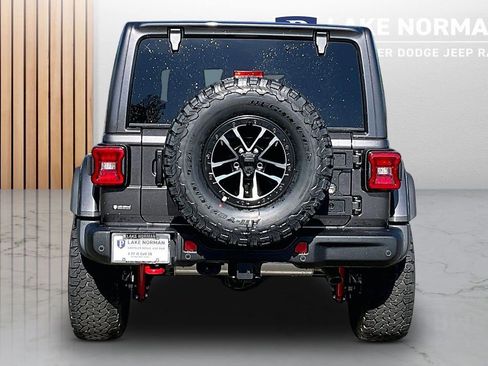 New 2026 Jeep Wrangler Unlimited Rubicon AWD/4WD image 8