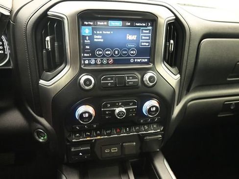 Used 2020 GMC Sierra 1500 Denali w/ Denali Carbonpro Edition AWD/4WD image 7