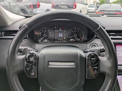 Used 2018 Land Rover Range Rover Velar S AWD/4WD image 23