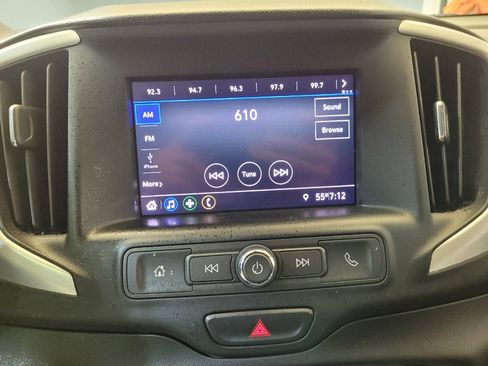 Used 2020 GMC Terrain SLE image 25