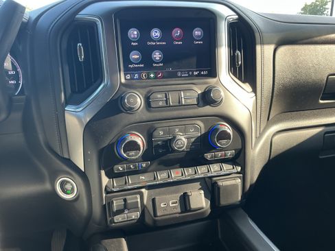 Used 2022 Chevrolet Silverado 2500 LTZ w/ LTZ Plus Package AWD/4WD image 9