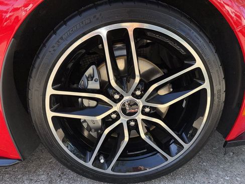 Used 2017 Chevrolet Corvette Stingray Coupe w/ 1LT image 33