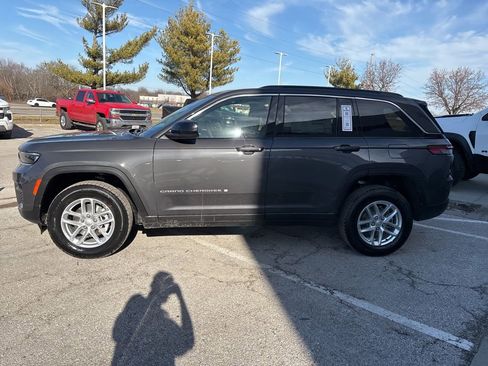 New 2026 Jeep Grand Cherokee Laredo X AWD/4WD image 17