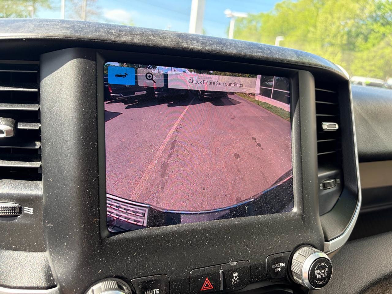 Used 2022 RAM 3500 Big Horn AWD/4WD image 35