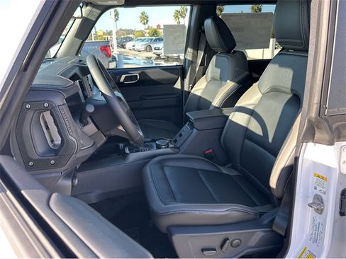 New 2025 Ford Bronco Outer Banks w/ Sasquatch Package image 16