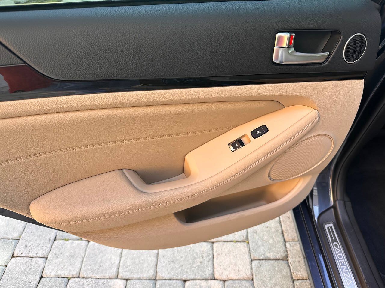 Used 2014 Kia Cadenza Premium w/ Technology Package FWD image 70