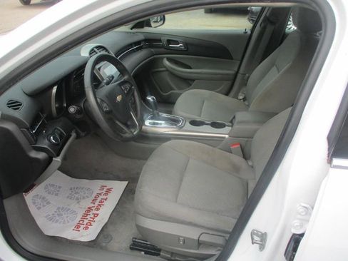 Used 2013 Chevrolet Malibu LS w/ Protection Package FWD image 10