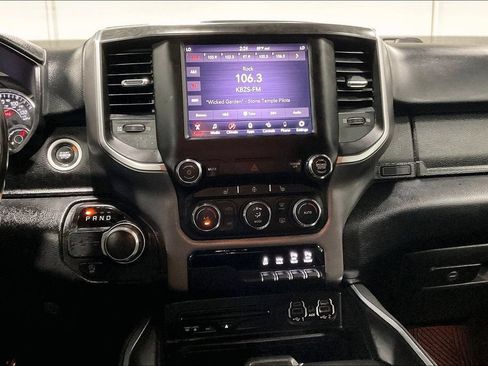 Used 2019 RAM 1500 Big Horn RWD image 7
